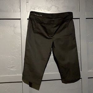 Ann Taylor black capris